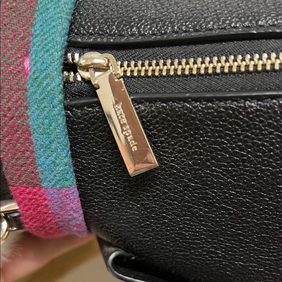 Kate Spade Morty the Penguin Crossbody Bag in Black and Cream NWOT - Picture 6 of 9